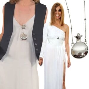 NWT Silvertone Metal  Large Bottle Vase Pendant Necklace